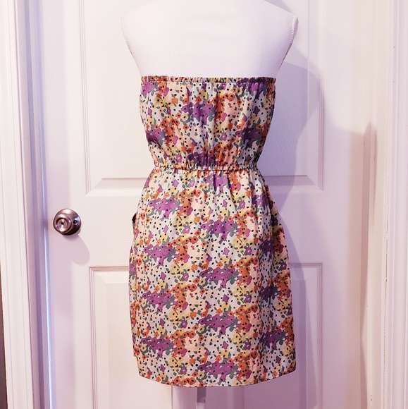 Boutique Summer Floral Strapless Dress w/ Pockets - Picture 4 of 6